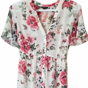 Torrid flirty flowy top